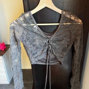 Vintage Lace crop top Super Cute!🥰